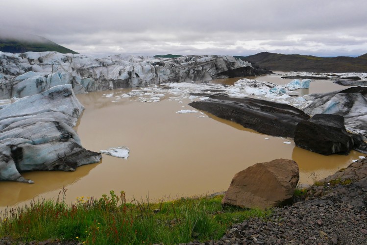 Glacier Svinafellsjökull